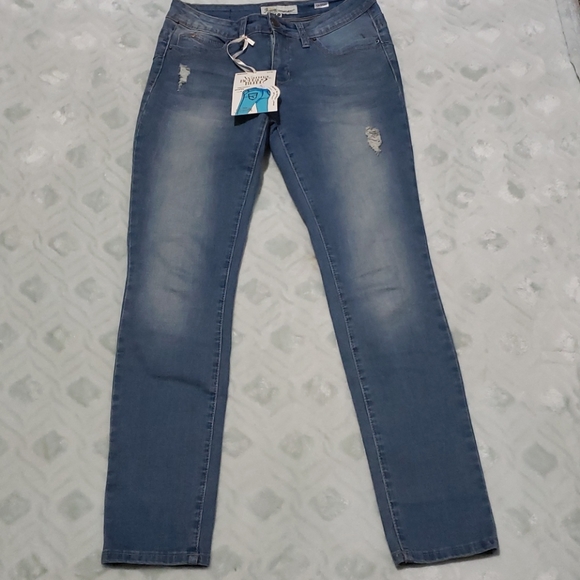 Royalty wanna better butt jeans